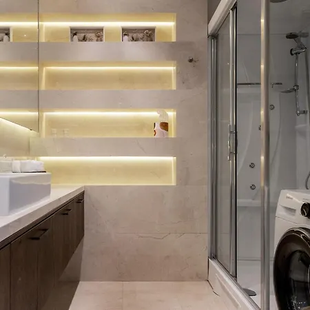 The Very Center Of Warsaw, Plac Dabrowskiego Varšava